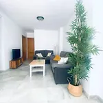 Apartamento De Dos Dormitorios En Almeria.